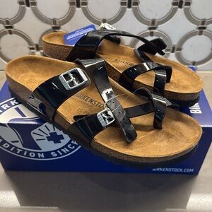 Birkenstock women’s 11/42 Mayari patent black